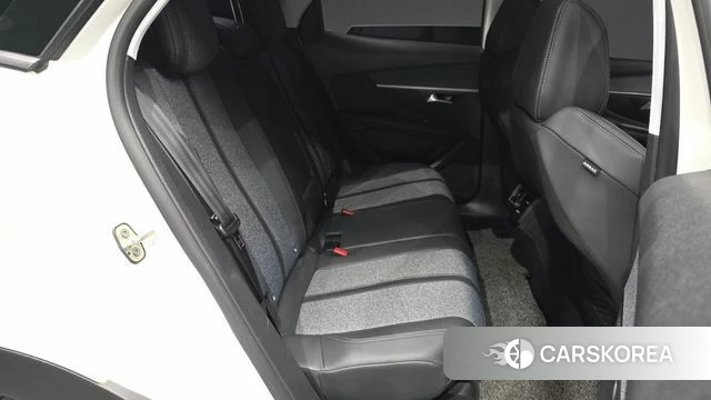 Peugeot 3008 second generation 2019 Черный из Кореи, фото 3