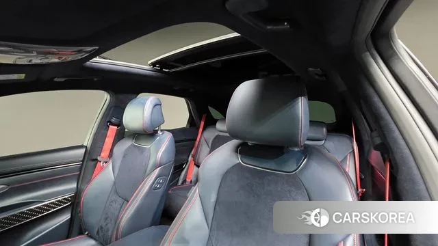 Genesis GV70 2023 Белый из Кореи, фото 3