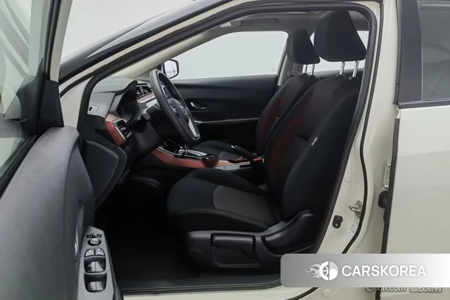 Nissan Bluebird 2020 Белый из Китая, фото 3