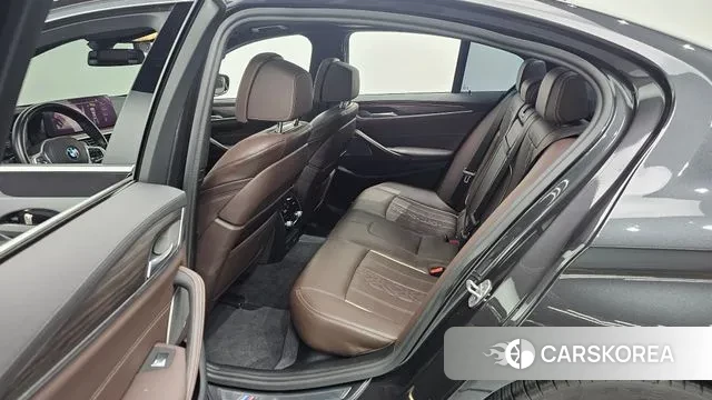 BMW 5 Series (G30) 2020 Серый из Кореи, фото 3