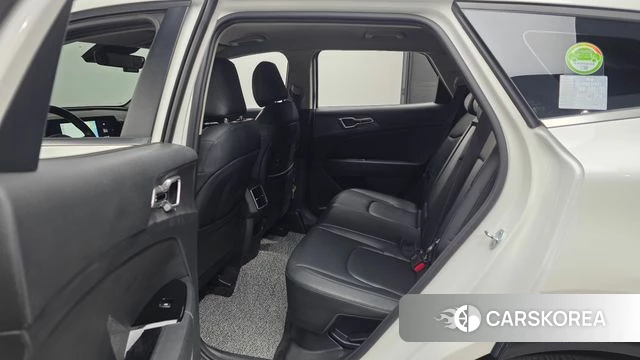 Kia Sportage 5th Generation Hybrid 2021 Белый из Кореи, фото 3