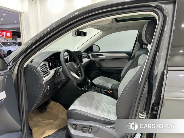 Volkswagen Tanyue 2023 Темно-серый из Китая, фото 3