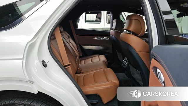 Genesis GV70 2025 Белый из Кореи, фото 3