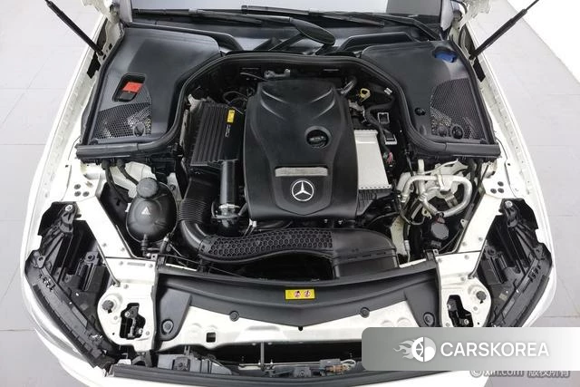 Mercedes-Benz E-class 2019 Белый из Китая, фото 3