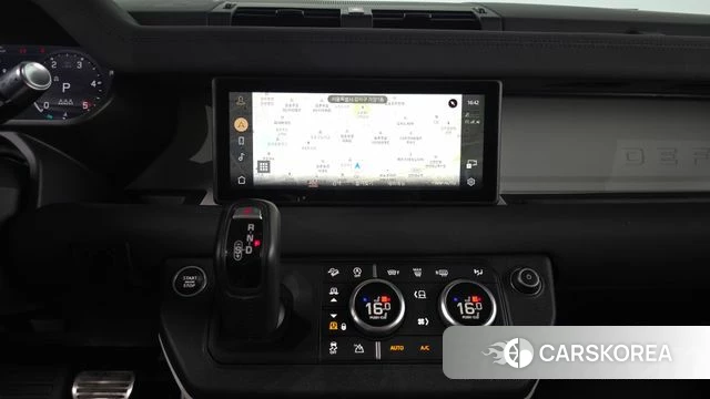 Land Rover Defender (L663) 2020 Зеленый из Кореи, фото 3