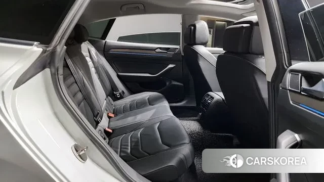 Volkswagen Arteon 2019 Белый из Кореи, фото 3
