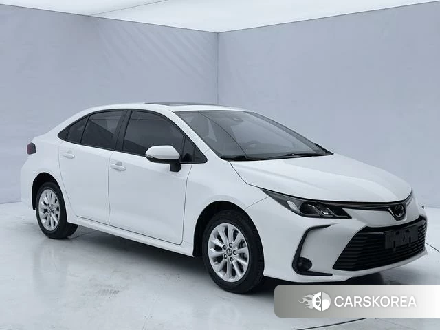 Toyota Corolla 2022 Белый из Китая, фото 3