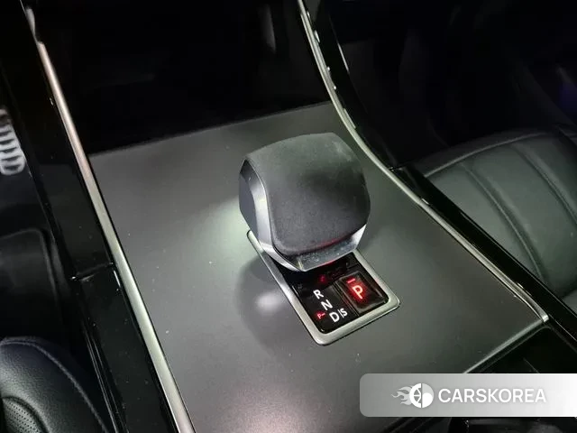 Land Rover Range Rover Evoque 2nd Generation 2025 Белый из Кореи, фото 3