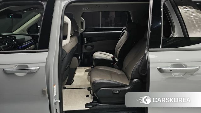 Kia The New Carnival 4th Generation 2025 Серебристо-серый из Кореи, фото 3