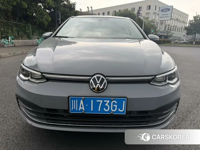 Volkswagen Golf 2022 Темно-серый из Китая, фото 3