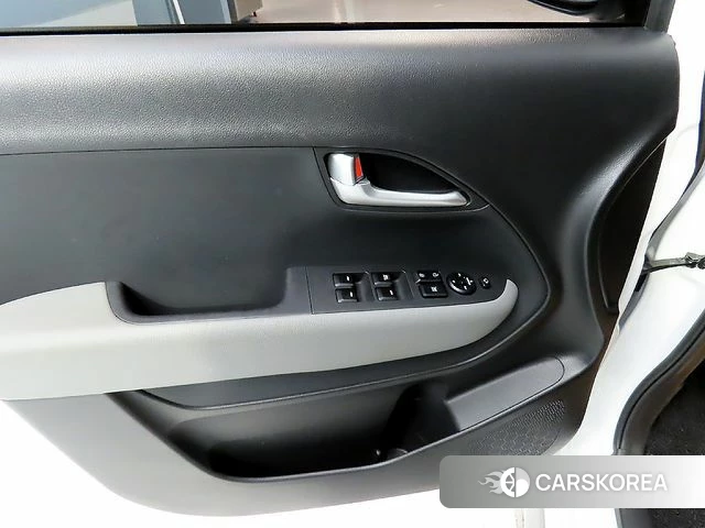 Kia The New Kia Ray 2023 Белый из Кореи, фото 3