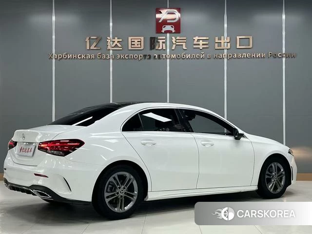 Mercedes-Benz Class A 2023 Белый из Китая, фото 3