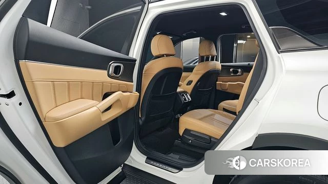 Kia Sorento 4th Generation 2023 Белый из Кореи, фото 3
