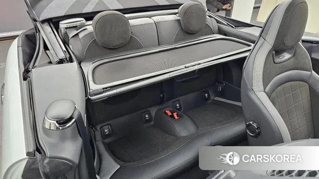 Mini Cooper S Convertible 2020 Серебристо-серый из Кореи, фото 3