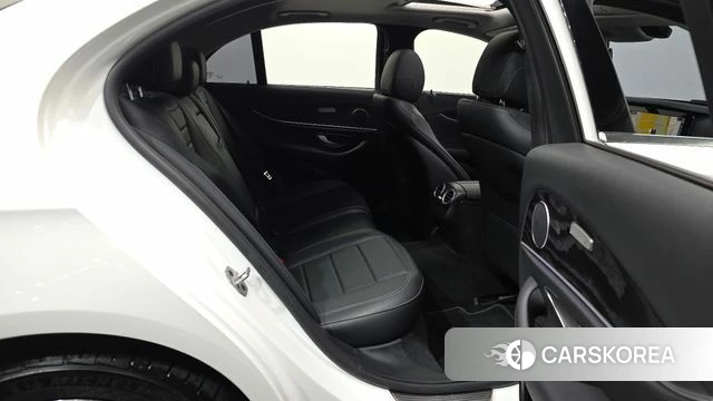 Mercedes-Benz E-Class W213 2019 Белый из Кореи, фото 3