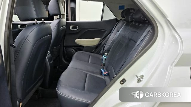 Hyundai Venue 2022 Белый из Кореи, фото 3