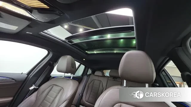 BMW X4 (G02) 2023 Белый из Кореи, фото 3