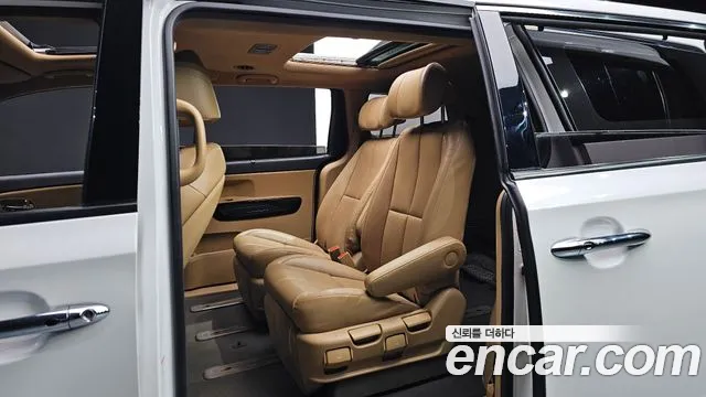 Kia The New Carnival 2019 Белый из Кореи, фото 3