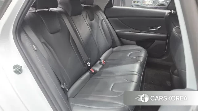 Hyundai The New Avante (CN7) 2024 Белый из Кореи, фото 3