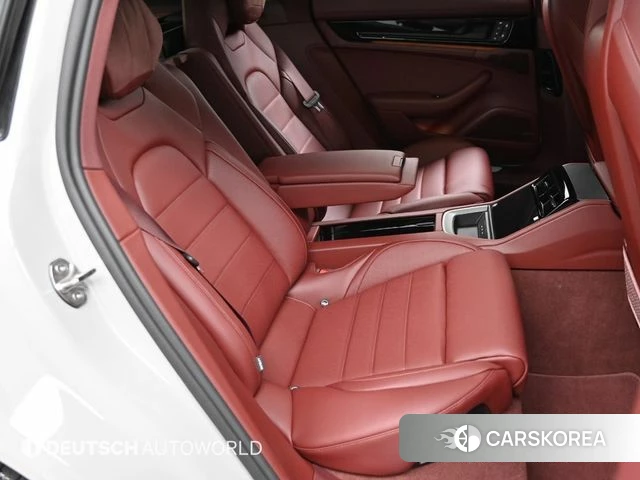 Porsche Panamera (976) 2026 Серебристо-серый из Кореи, фото 3