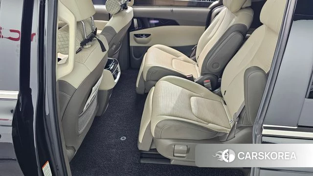 Kia Carnival 4th generation 2021 Черный из Кореи, фото 3