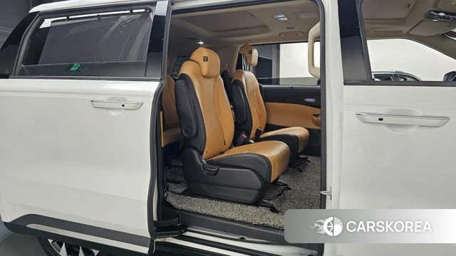 Kia Carnival 4th generation 2023 Белый из Кореи, фото 3