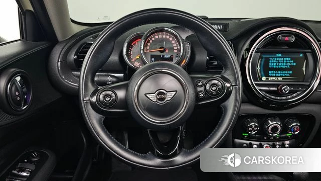 Mini Cooper D Clubman 2018 Жемчужный цвет из Кореи, фото 3