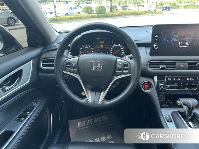 Honda Crown Road 2024 Белый из Китая, фото 3