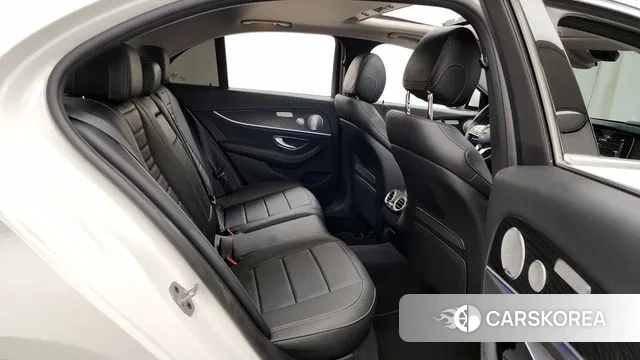 Mercedes-Benz E-Class W213 2020 Белый из Кореи, фото 3