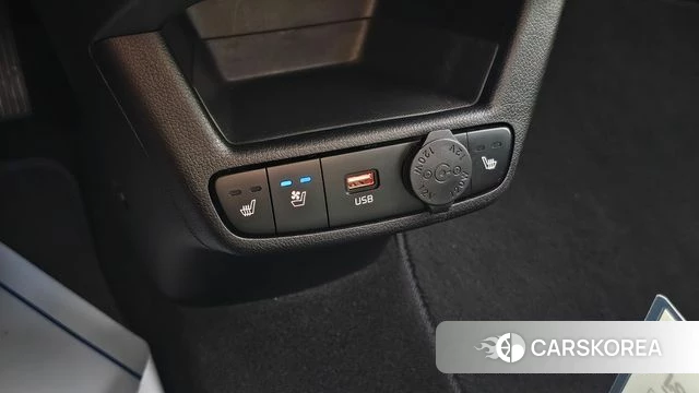 Kia The New Kia Ray 2023 Белый из Кореи, фото 3