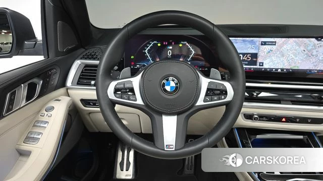 BMW X7 (G07) 2024 Белый из Кореи, фото 3