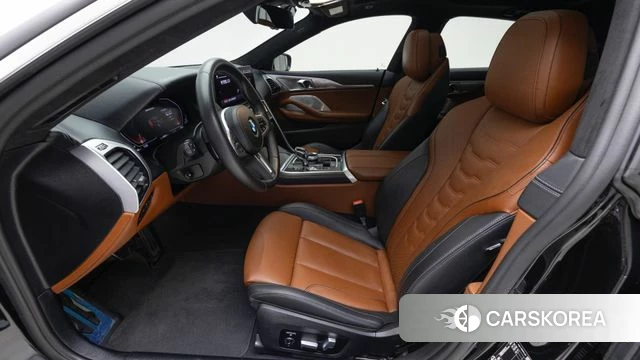 BMW 8 Series (G15) 2024 Черный из Кореи, фото 3