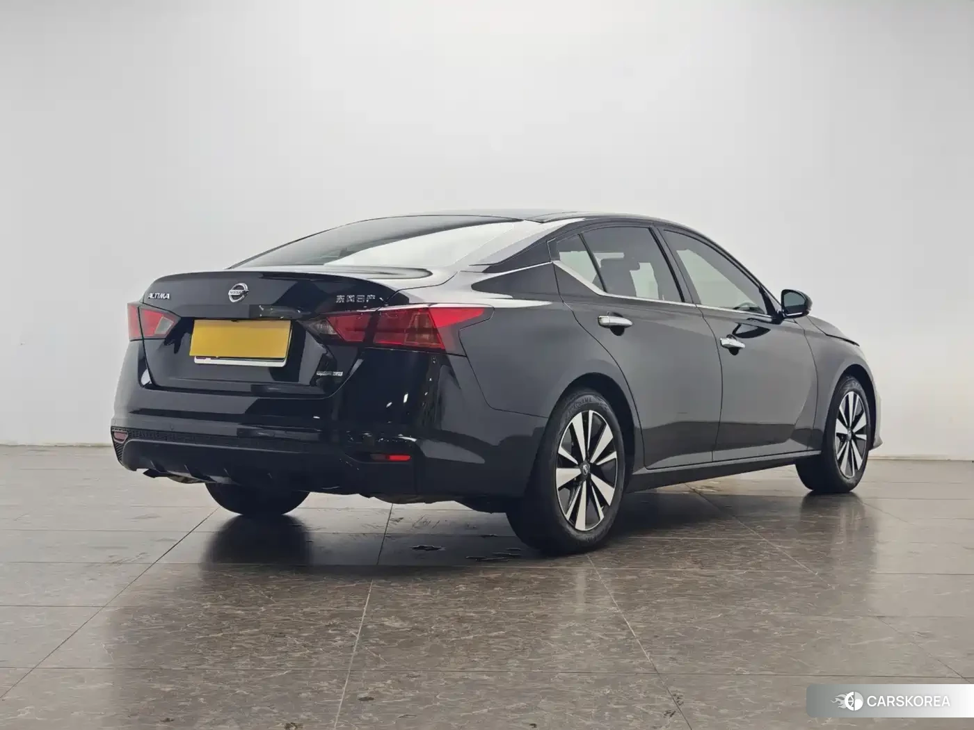Nissan Altima 2022 Черный из Китая, фото 3