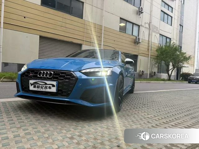 Audi S5 2021 Другой из Китая, фото 3