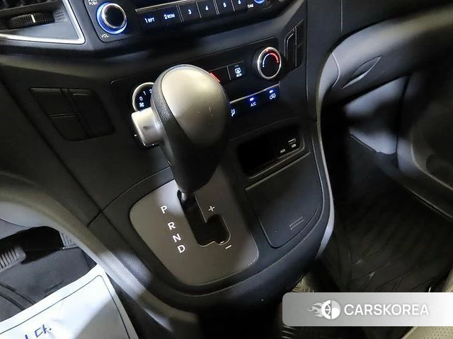 Hyundai The New Grand Starex 2019 Черный из Кореи, фото 3