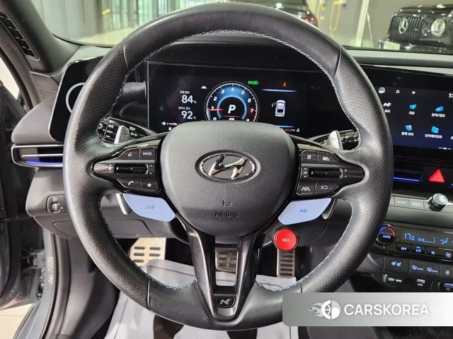 Hyundai Avante (CN7) 2022 Серебристо-серый из Кореи, фото 3