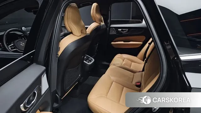 Volvo XC60 second Generation 2024 Черный из Кореи, фото 3