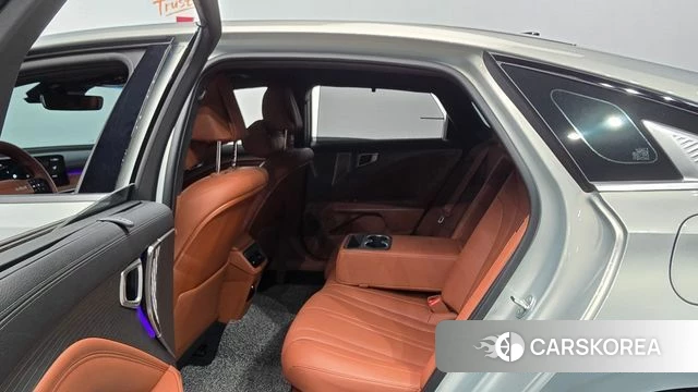 Kia The New K8 Hybrid 2025 Серебристо-серый из Кореи, фото 3