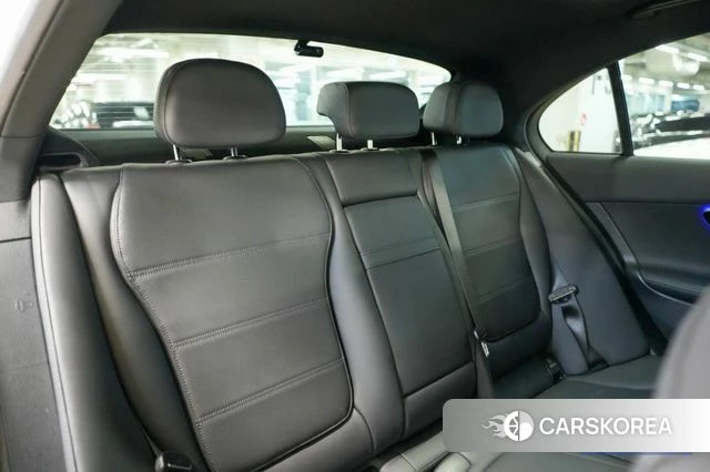 Mercedes-Benz C-Class W206 2024 Белый из Кореи, фото 3