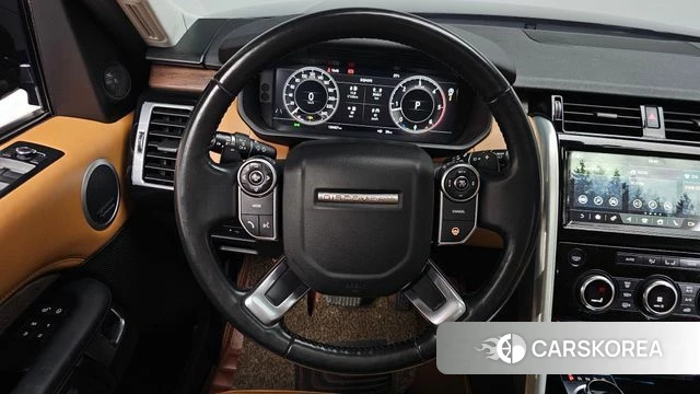 Land Rover Discovery 5 2018 Черный из Кореи, фото 3