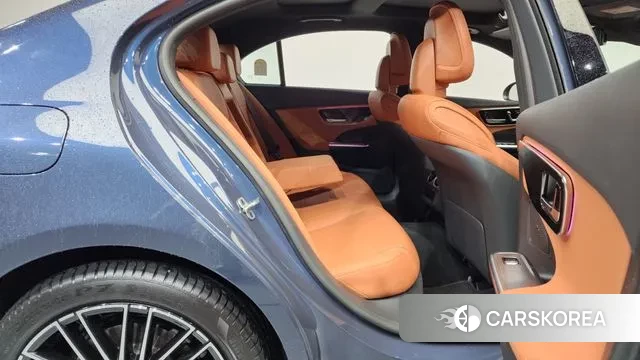 Mercedes-Benz C-Class W206 2025 Синий из Кореи, фото 3