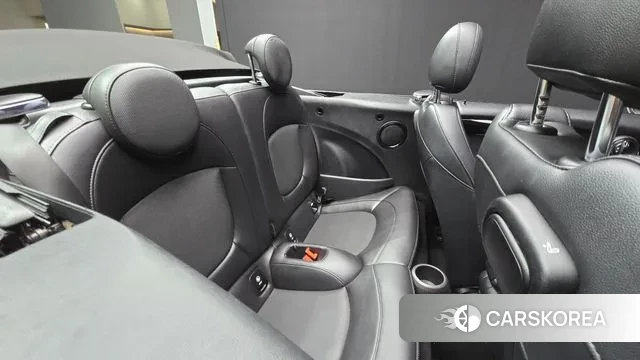 Mini Cooper Convertible 2022 Жемчужный цвет из Кореи, фото 3