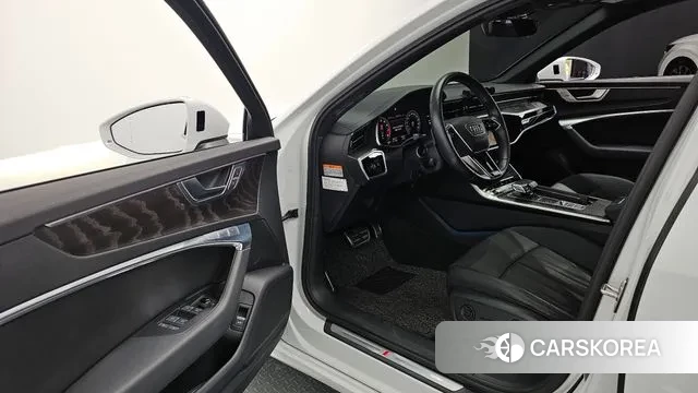 Audi A6 (C8) 2021 Белый из Кореи, фото 3