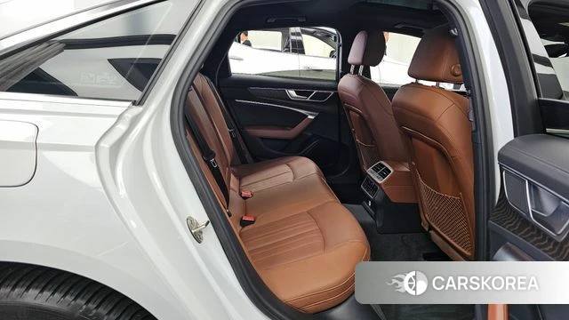 Audi A6 (C8) 2020 Белый из Кореи, фото 3