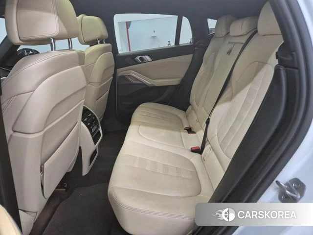 BMW X6 (G06) 2021 Белый из Кореи, фото 3