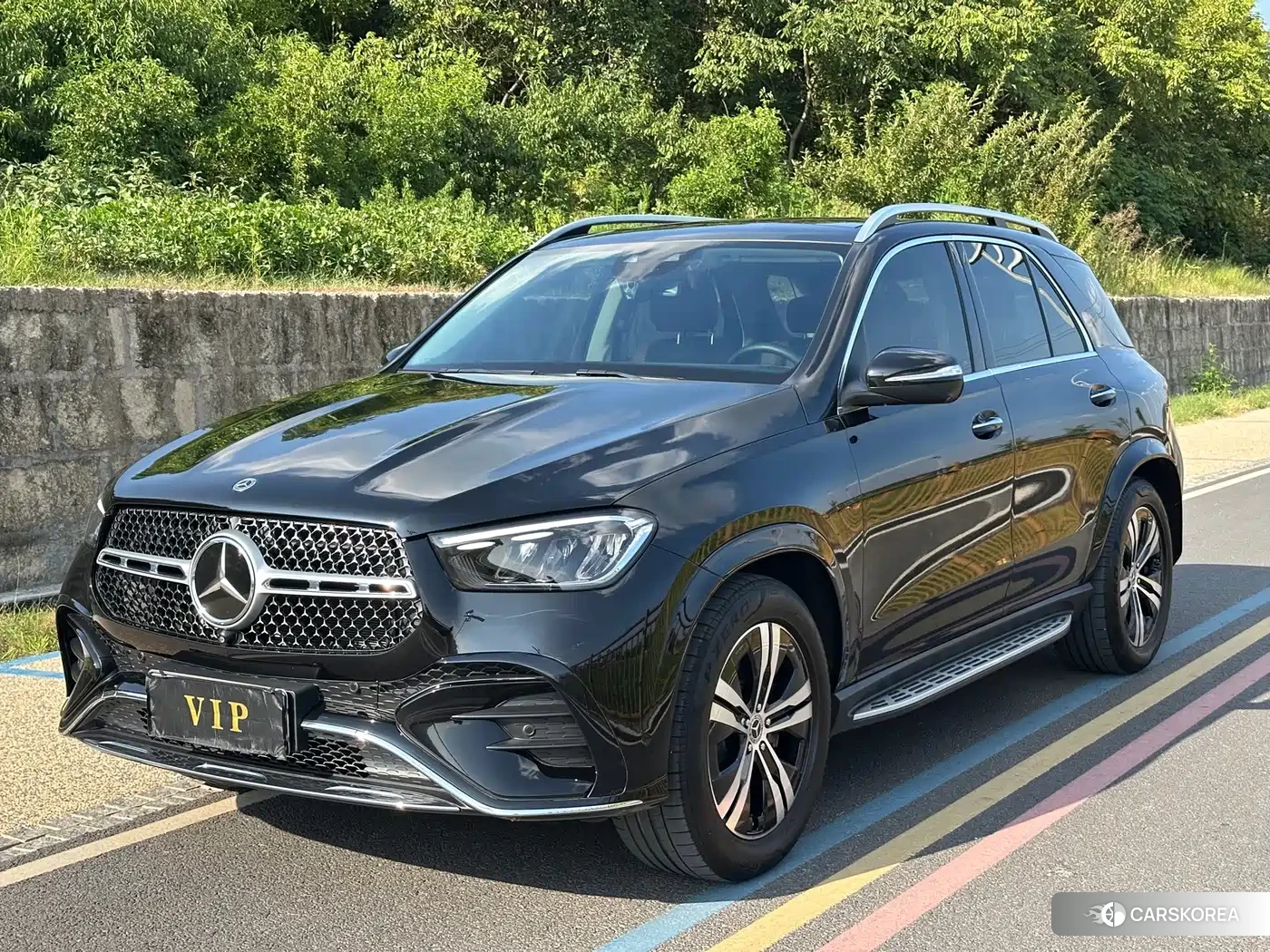 Mercedes-Benz GLE 2024 Черный из Китая, фото 3