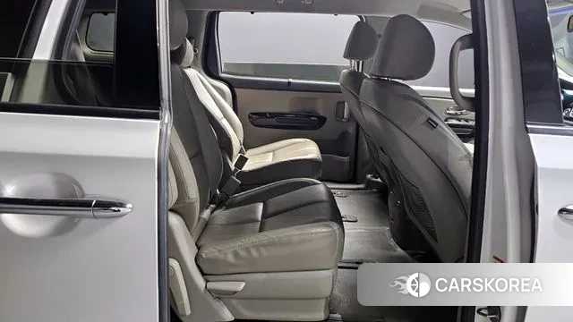 Kia All New Carnival 2018 Белый из Кореи, фото 3