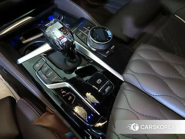 BMW 5 Series (G30) 2022 Белый из Кореи, фото 3
