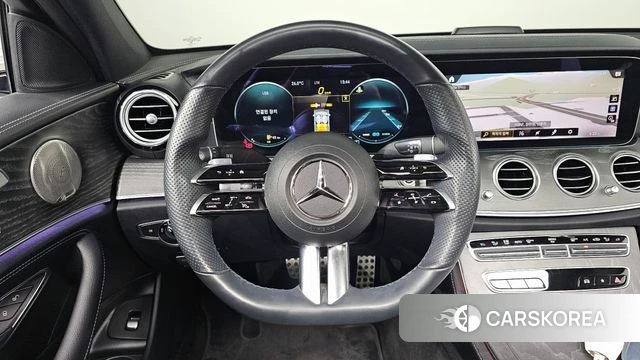 Mercedes-Benz E-Class W213 2022 Белый из Кореи, фото 3