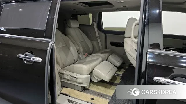 Kia The New Carnival 2019 Коричневый из Кореи, фото 3